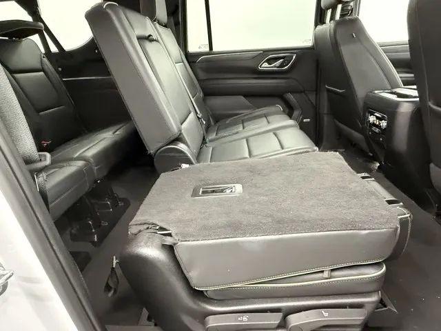 2024 GMC Yukon XL 4WD SLT