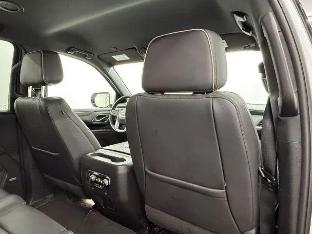 2024 GMC Yukon XL 4WD SLT