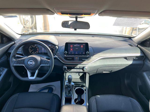 2024 Nissan Altima SV FWD