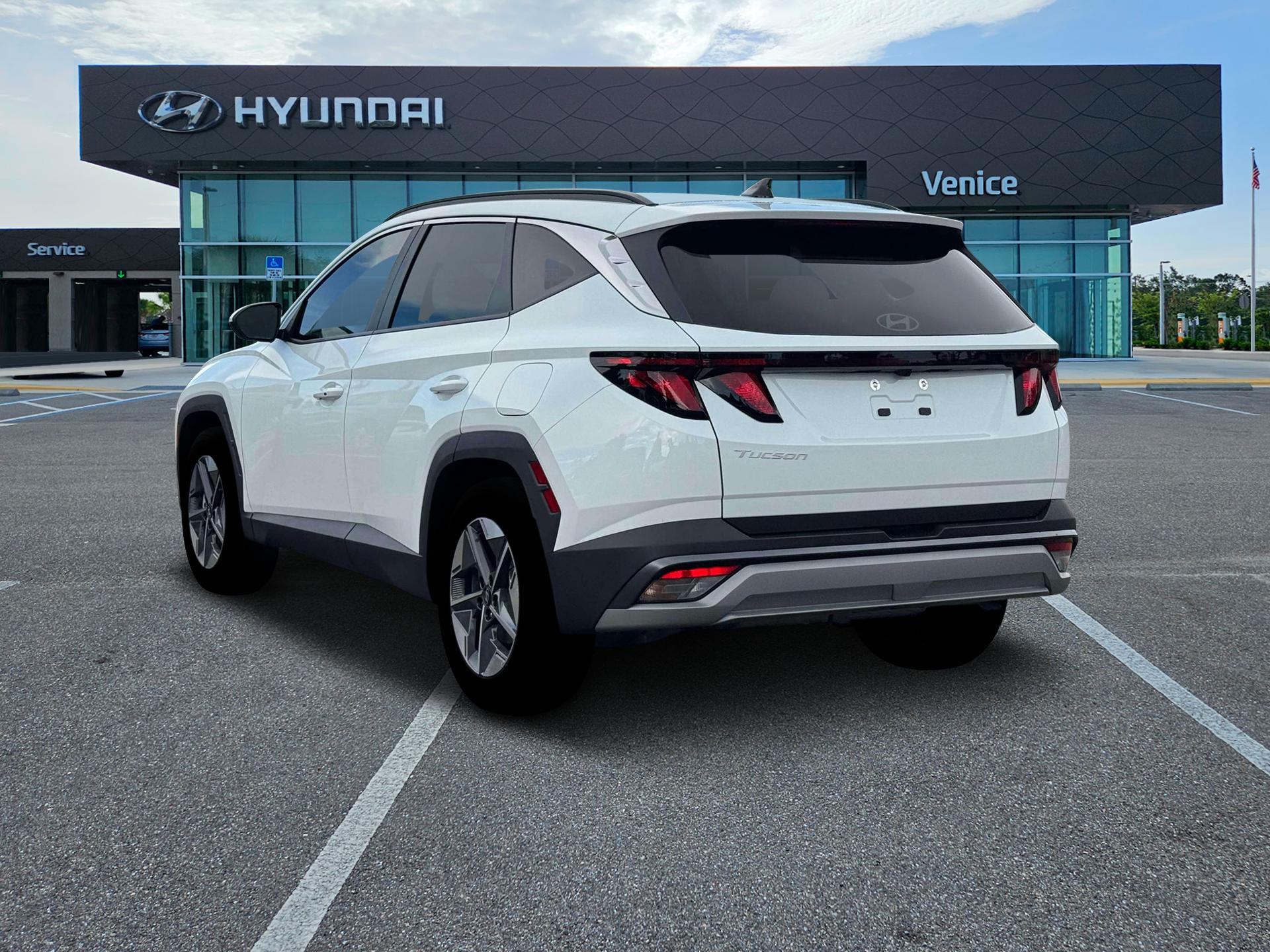 2026 Hyundai TUCSON SEL FWD - Image 5