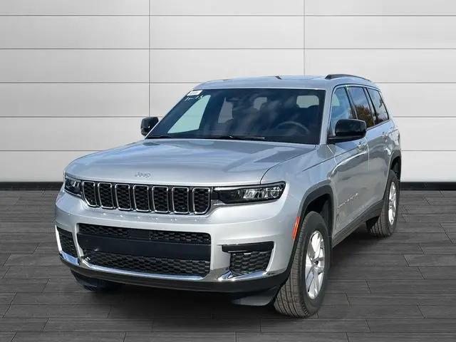 2025 Jeep Grand Cherokee L Laredo X 4x4