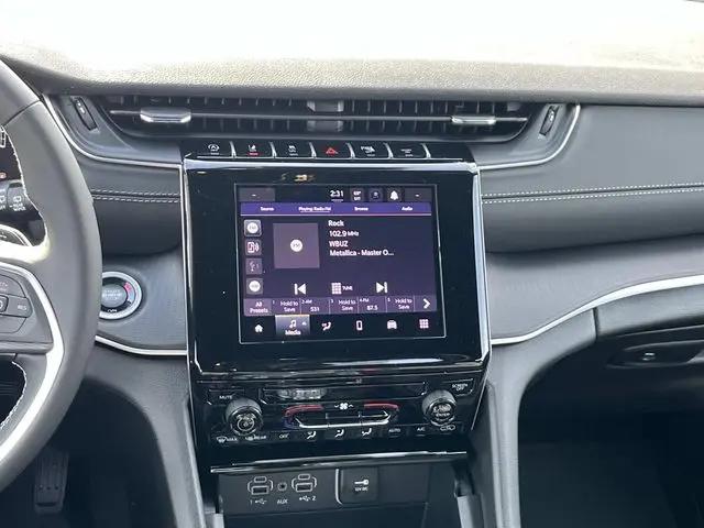 2025 Jeep Grand Cherokee L Laredo X 4x4