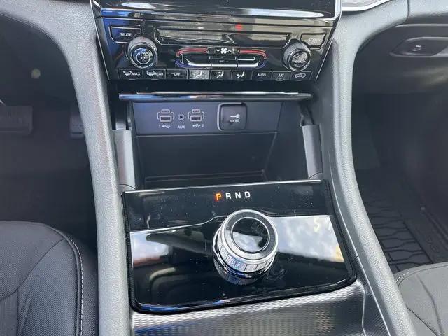 2025 Jeep Grand Cherokee L Laredo X 4x4