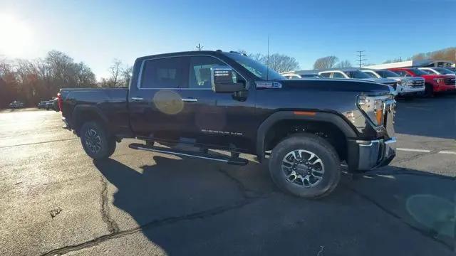 2026 GMC Sierra 2500HD Crew Cab, Standard Bed, SLT, 4WD