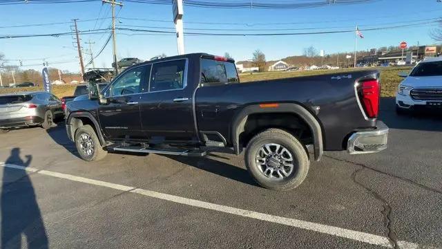 2026 GMC Sierra 2500HD Crew Cab, Standard Bed, SLT, 4WD