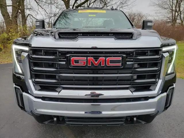 2026 GMC Sierra 2500HD Regular Cab, Long Bed, Pro, 4WD