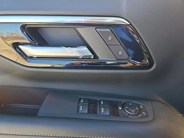 2026 Chevrolet Suburban LS, RWD