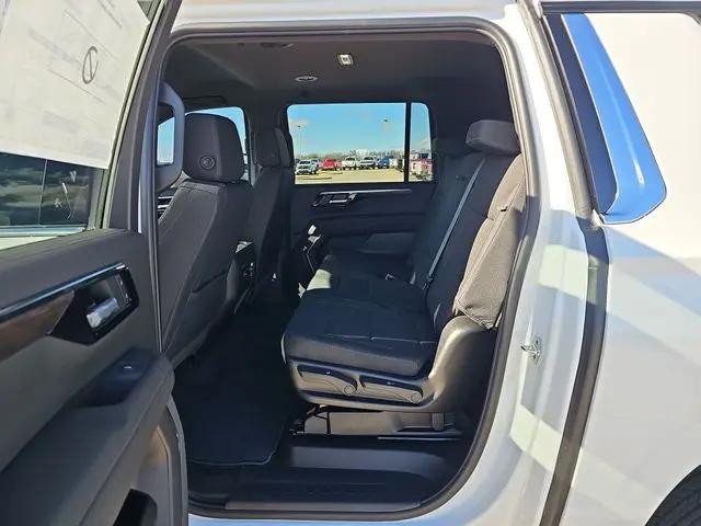 2026 Chevrolet Suburban LS, RWD