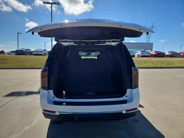 2026 Chevrolet Suburban LS, RWD