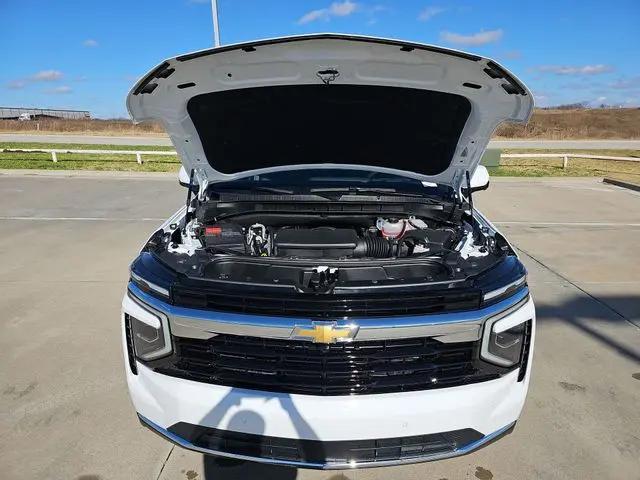 2026 Chevrolet Suburban LS, RWD