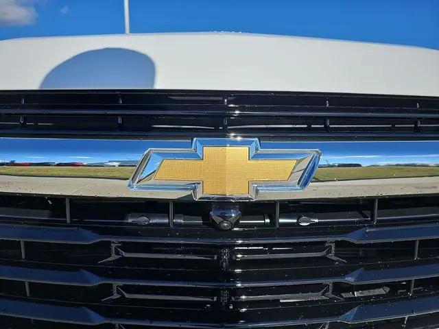 2026 Chevrolet Suburban LS, RWD