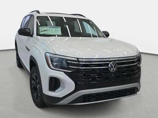 2026 Volkswagen Atlas Peak Edition