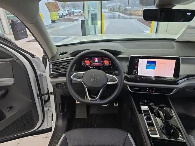 2026 Volkswagen Atlas Peak Edition