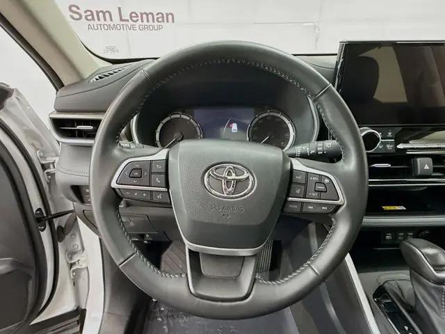 2023 Toyota Highlander XLE