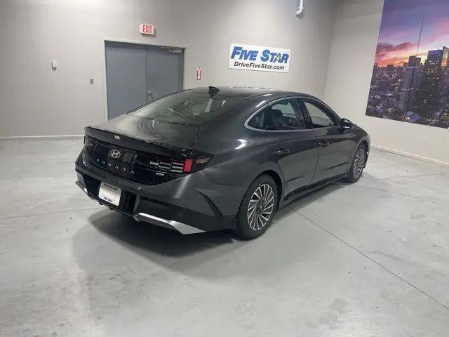 2025 Hyundai Sonata Hybrid Limited