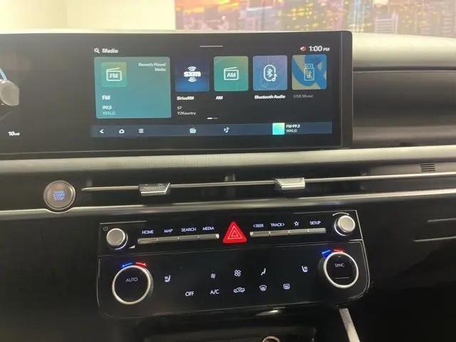 2026 Hyundai Santa Cruz SEL Activity