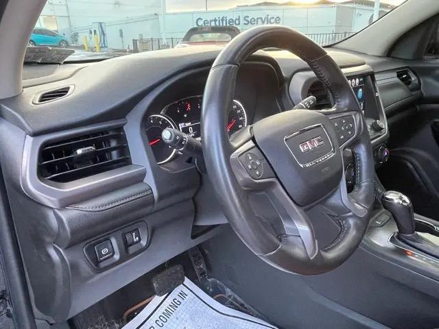 2017 GMC Acadia SLT-1
