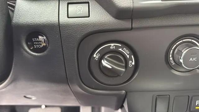 2026 Nissan Frontier Crew Cab SV 4x4