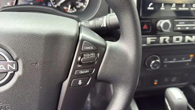 2026 Nissan Frontier Crew Cab SV 4x4
