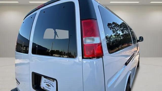2024 Chevrolet Express Passenger RWD 3500 Extended Wheelbase LT