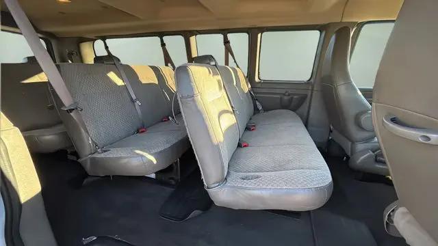 2024 Chevrolet Express Passenger RWD 3500 Extended Wheelbase LT