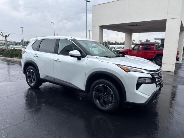 2024 Nissan Rogue SV FWD