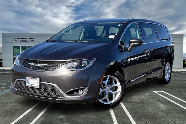 2020 Chrysler Pacifica Touring
