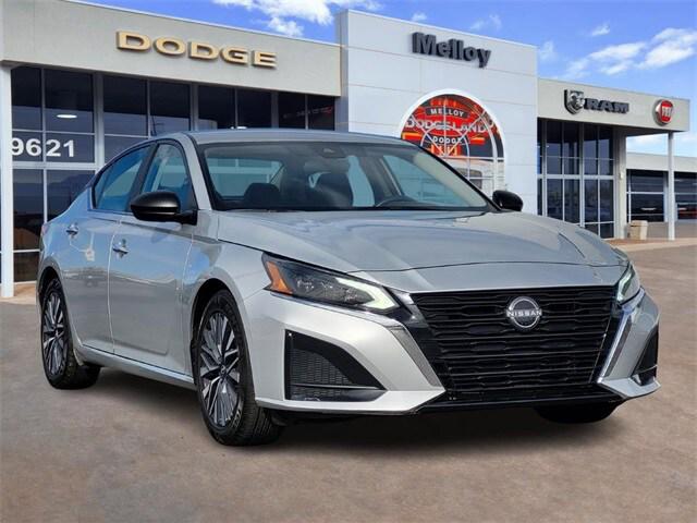 2024 Nissan Altima SV FWD