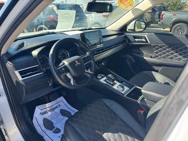 2022 Mitsubishi Outlander SEL 2.5 2WD 2022 Mitsubishi Outlander SEL 2.5 2WD