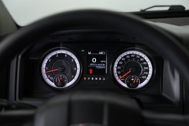 2021 RAM 1500 Classic Tradesman Crew Cab 4x4 57 Box 2021 RAM 1500 Classic Tradesman Crew Cab 4x4 57 Box