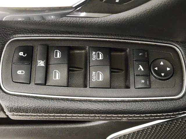 2024 RAM 1500 Laramie Crew Cab 4x4 57 Box