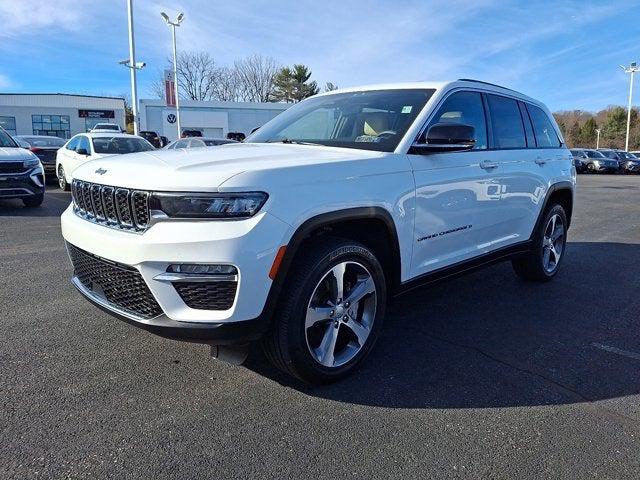 2023 Jeep Grand Cherokee Limited 4x4 2023 Jeep Grand Cherokee Limited 4x4