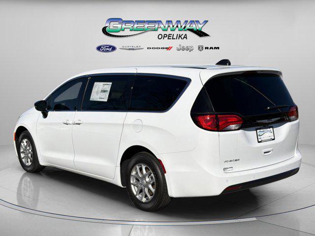 2026 Chrysler Voyager LX
