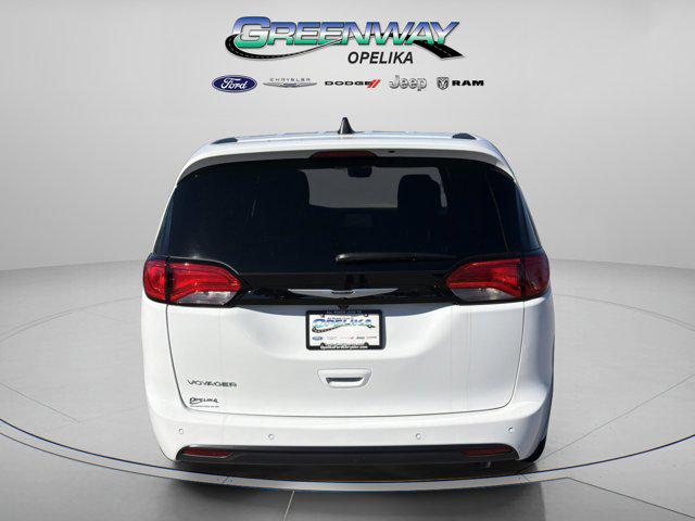 2026 Chrysler Voyager LX