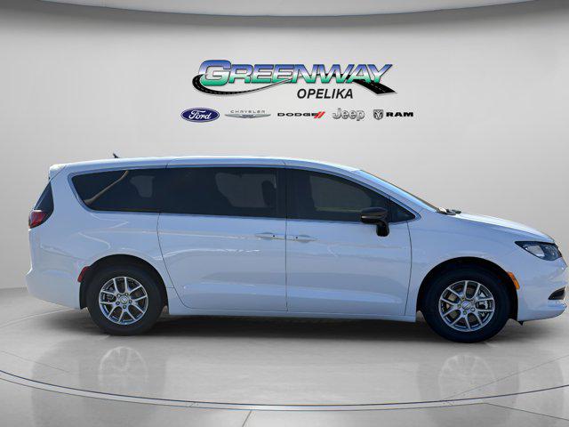 2026 Chrysler Voyager LX