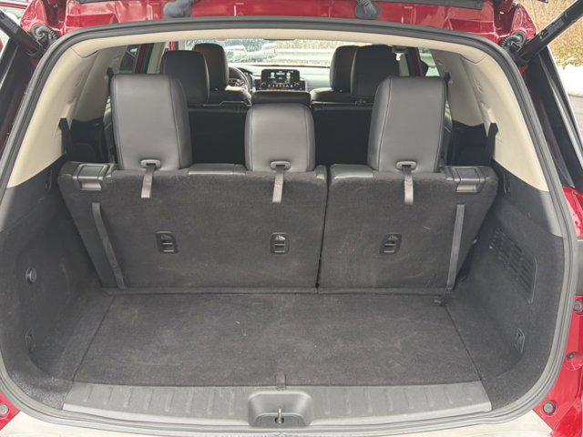 2023 Nissan Pathfinder SL 4WD