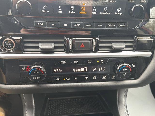 2023 Nissan Pathfinder SL 4WD