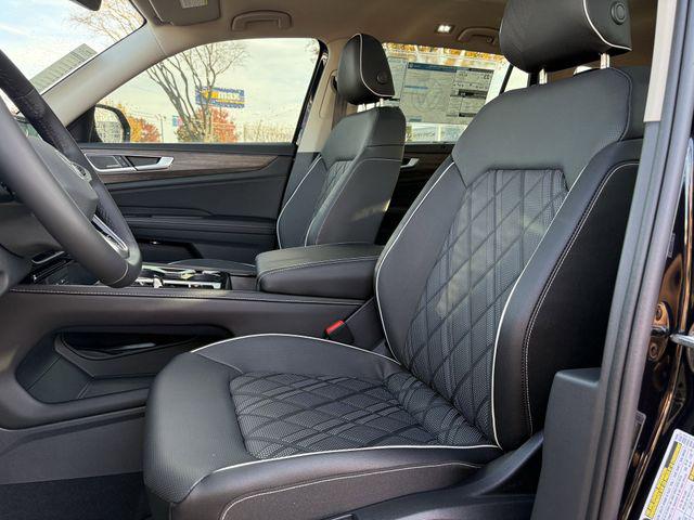 2026 Volkswagen Atlas SEL Premium R-Line