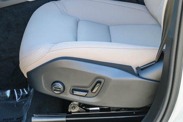 2026 Volvo XC90 Plus, B6 AWD Gas (mild hybrid), Gasoline, Bright, 7 Seats
