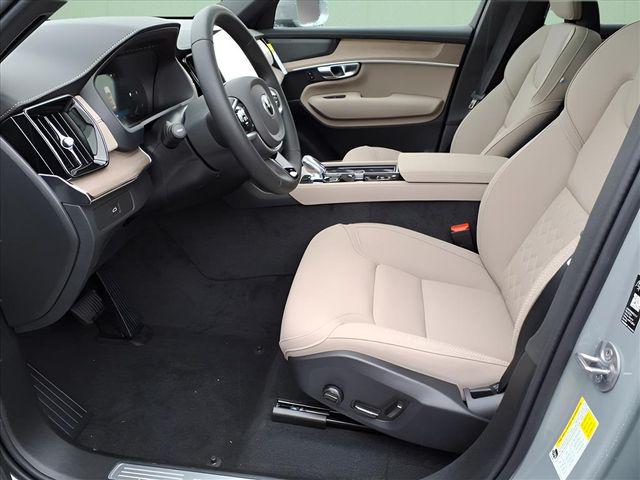2026 Volvo XC90 Plus, B6 AWD Gas (mild hybrid), Gasoline, Bright, 7 Seats