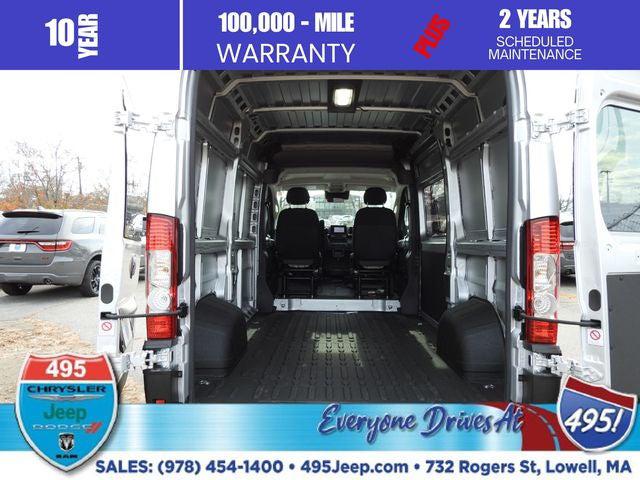 2026 Ram ProMaster Cargo Van SLT