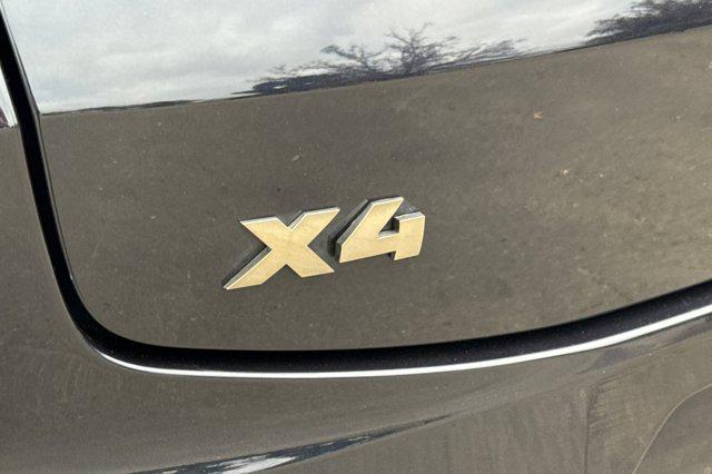 2021 BMW X4 xDrive30i