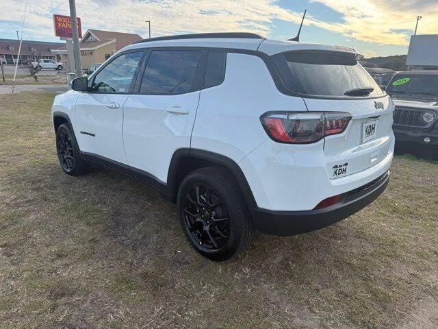 2026 Jeep Compass Latitude Altitude