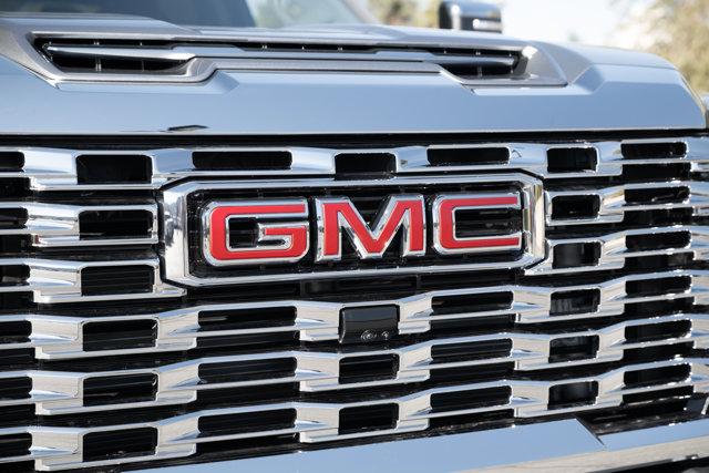 2026 GMC Sierra 2500HD Denali