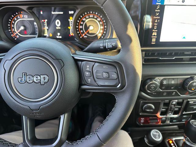 2026 Jeep Gladiator Sport