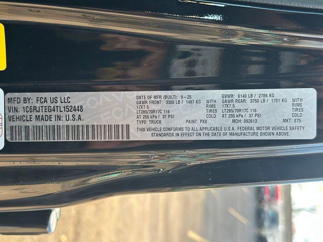 2026 Jeep Gladiator Sport