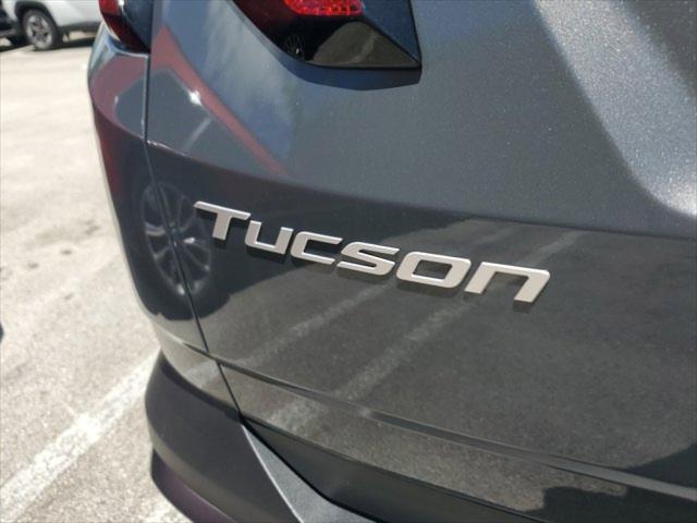 2025 Hyundai Tucson SE