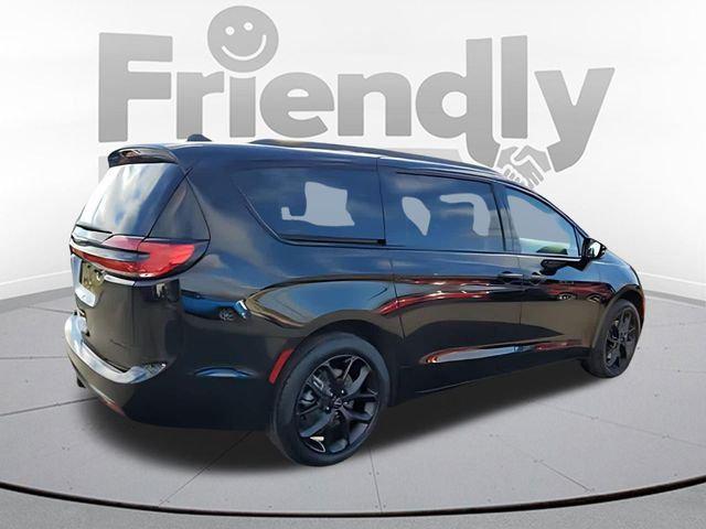 2026 Chrysler Pacifica Limited AWD