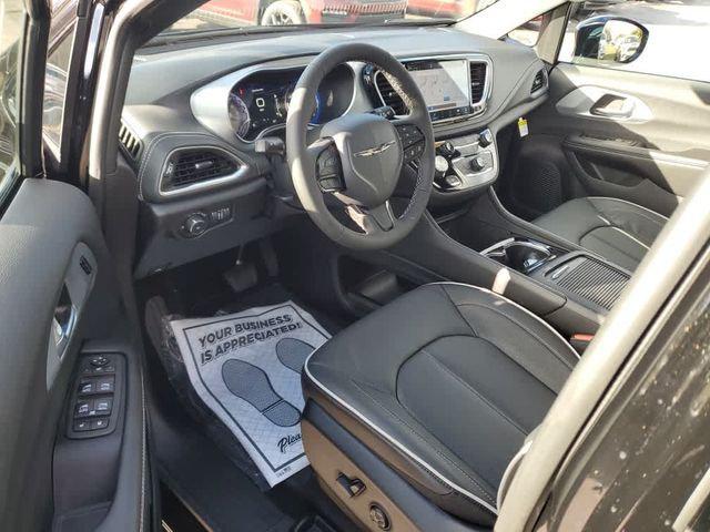 2026 Chrysler Pacifica Limited AWD