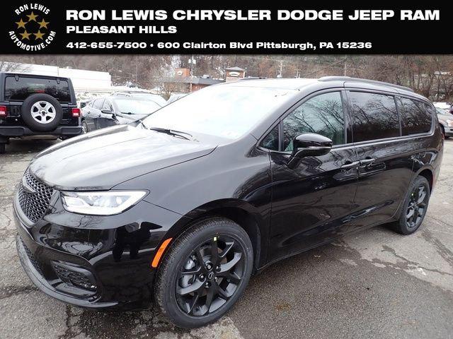 2026 Chrysler Pacifica PACIFICA SELECT AWD